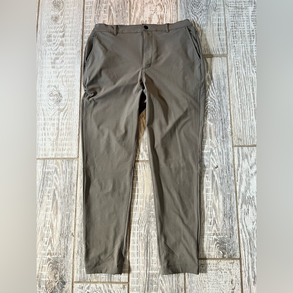 Cuts Men's Gray Pants Jogger